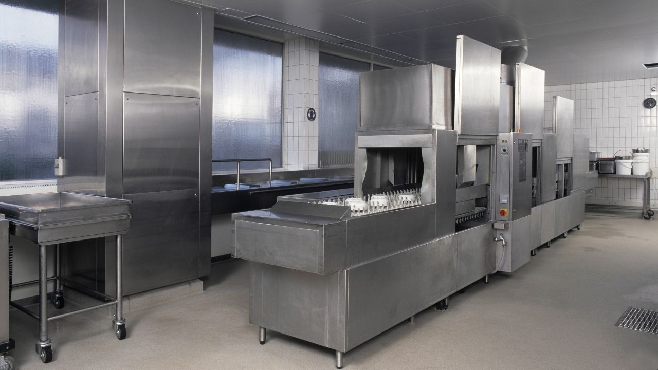 Industrial_warewash_kitchen_1280x720